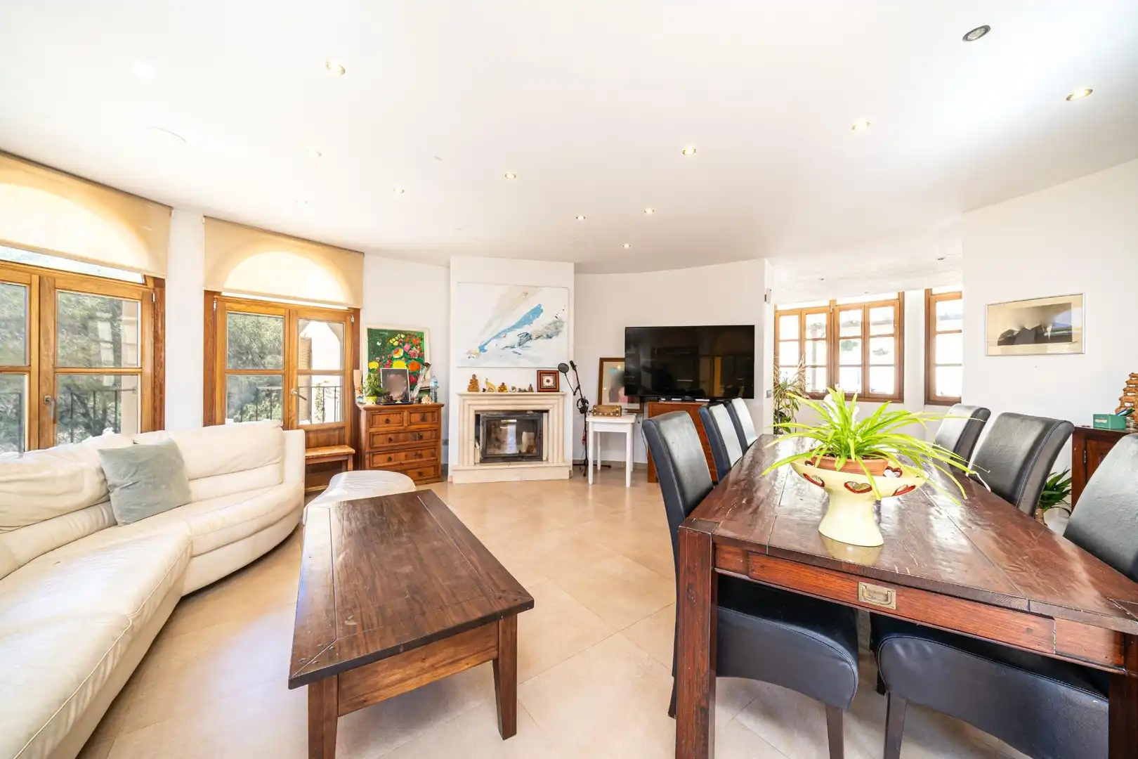 Sala d'estar de Casa o xalet en venda en Calvià amb Aire condicionat, Calefacció i Jardí privat