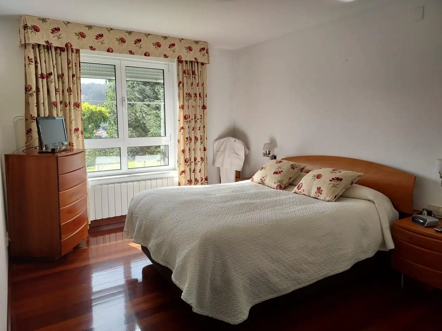 Bedroom of Houses for sale in Castrillón  with Heating, Private garden and Parquet flooring
