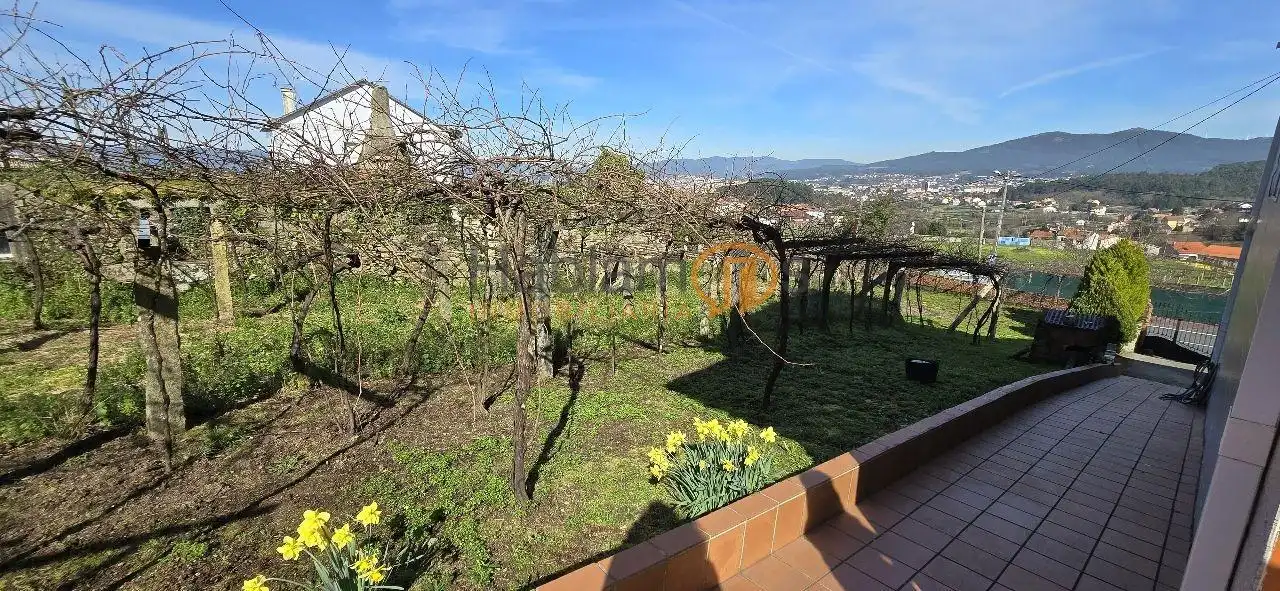 Jardín de Casa o chalet en venta en Vilagarcía de Arousa con Calefacción, Jardín privado y Terraza