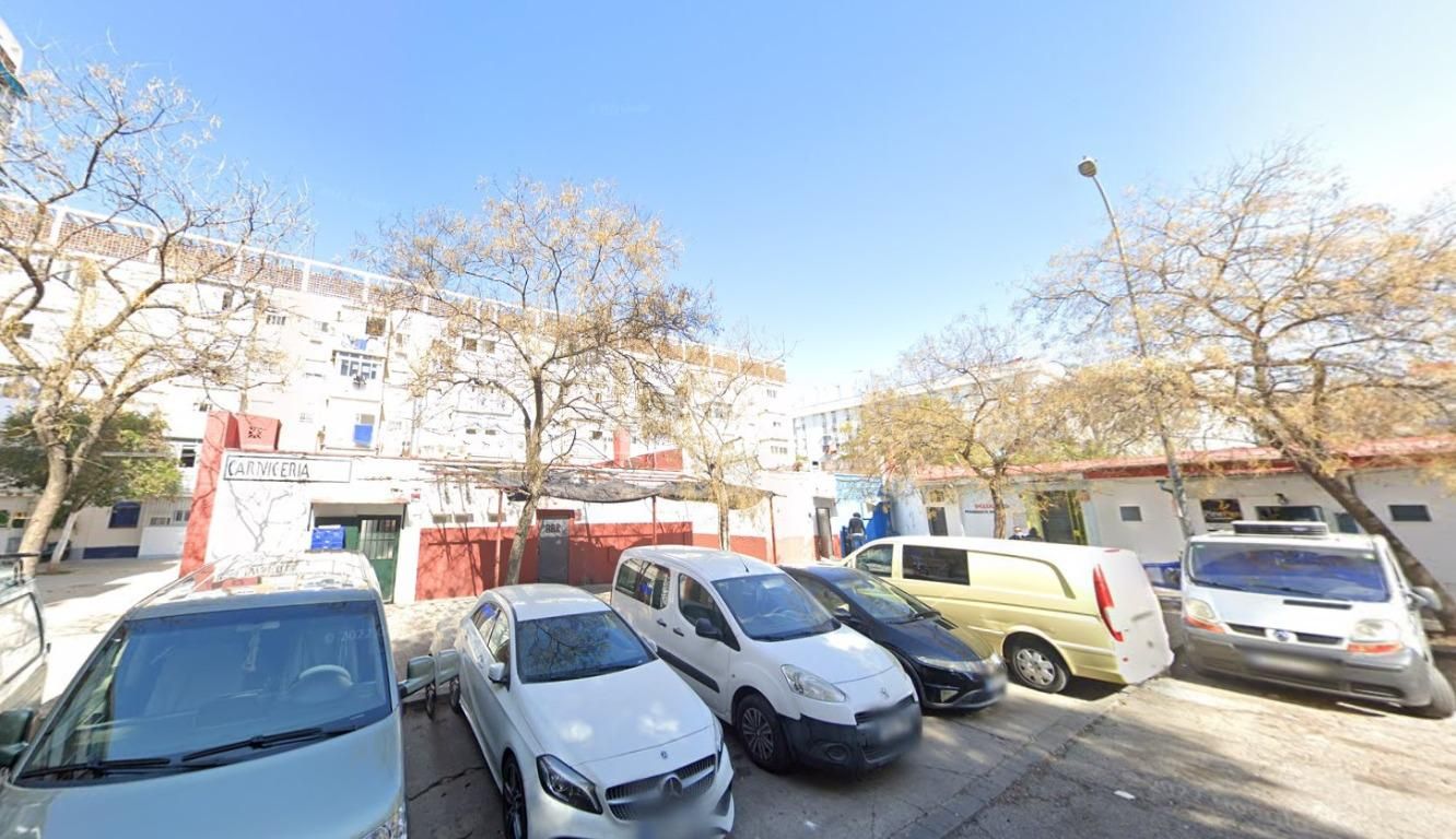 Parking de Piso en venta en  Sevilla Capital