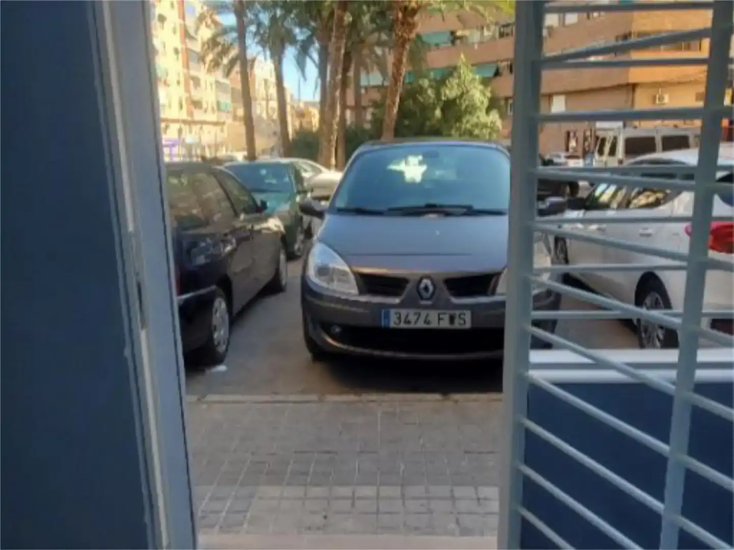 Aparcament de Pis en venda en Alicante / Alacant amb Balcó