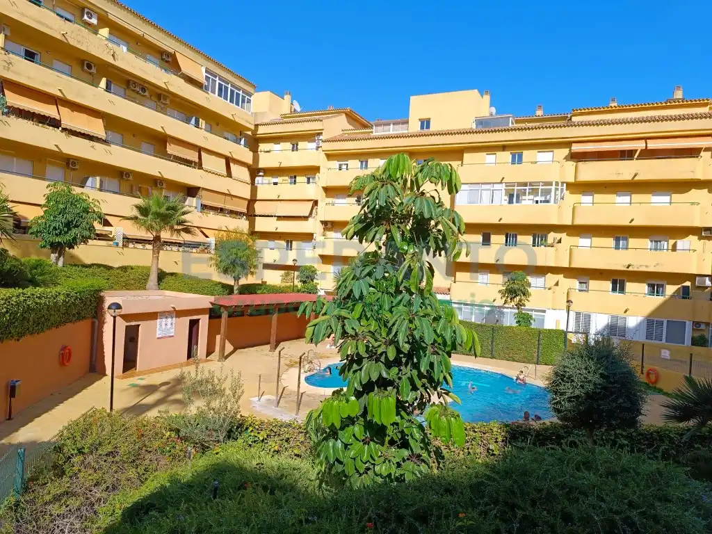 Vista exterior de Piso en venta en Fuengirola