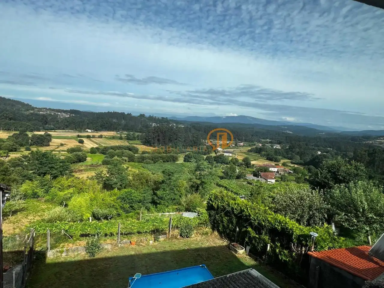 Casa rústica amb terrassa en venda a Moraña, imagen 35