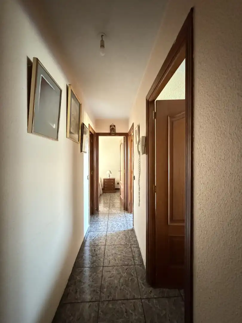 Piso en venta en Madrid con Calefacción, Terraza y Amueblado