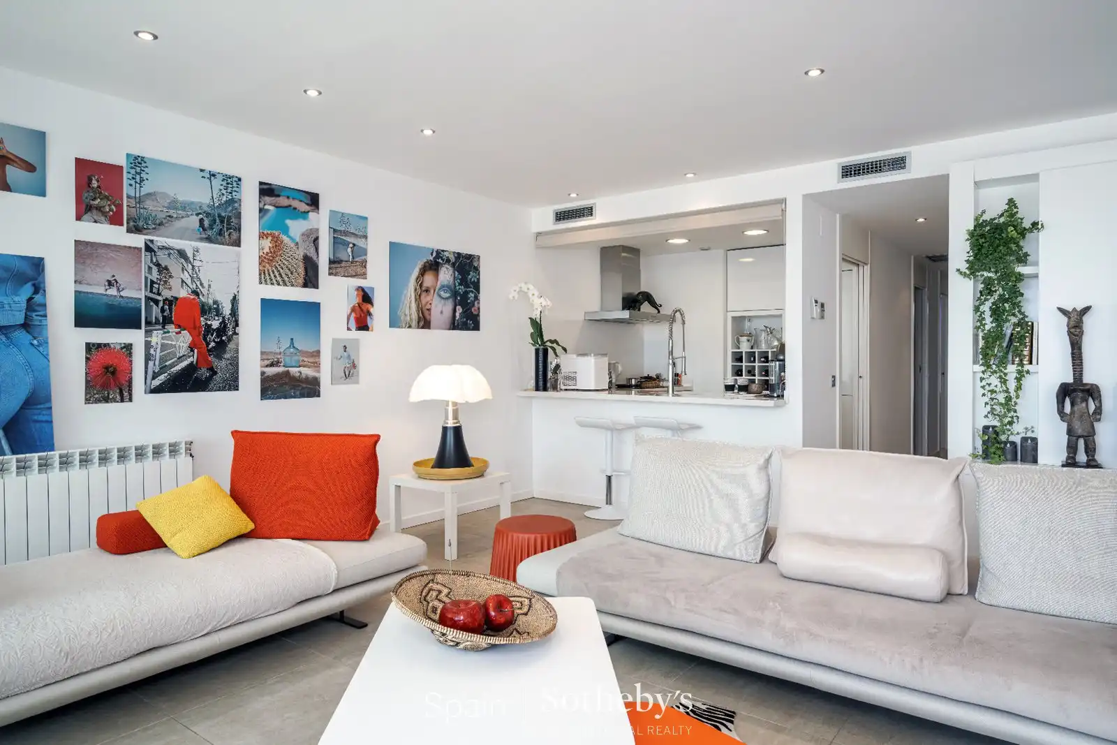 Sala de estar de Apartamento en venta en Roses con Aire acondicionado, Calefacción y Terraza