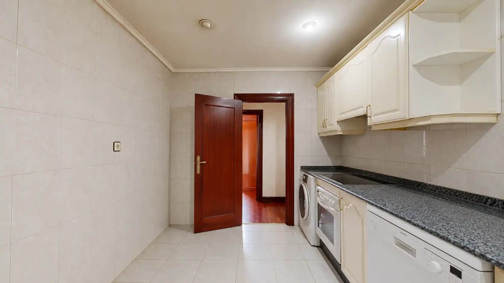 Kitchen of Flat for sale in Bilbao   with Heating