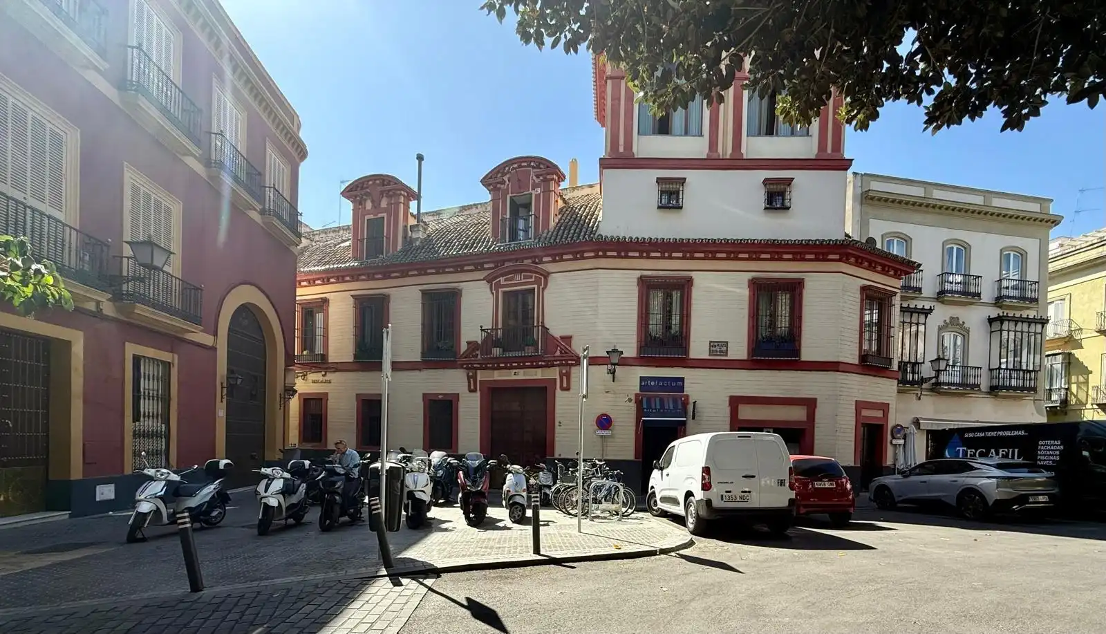 Exterior view of Flat for rent in Sevilla  with Air Conditioner, Heating and Furnished