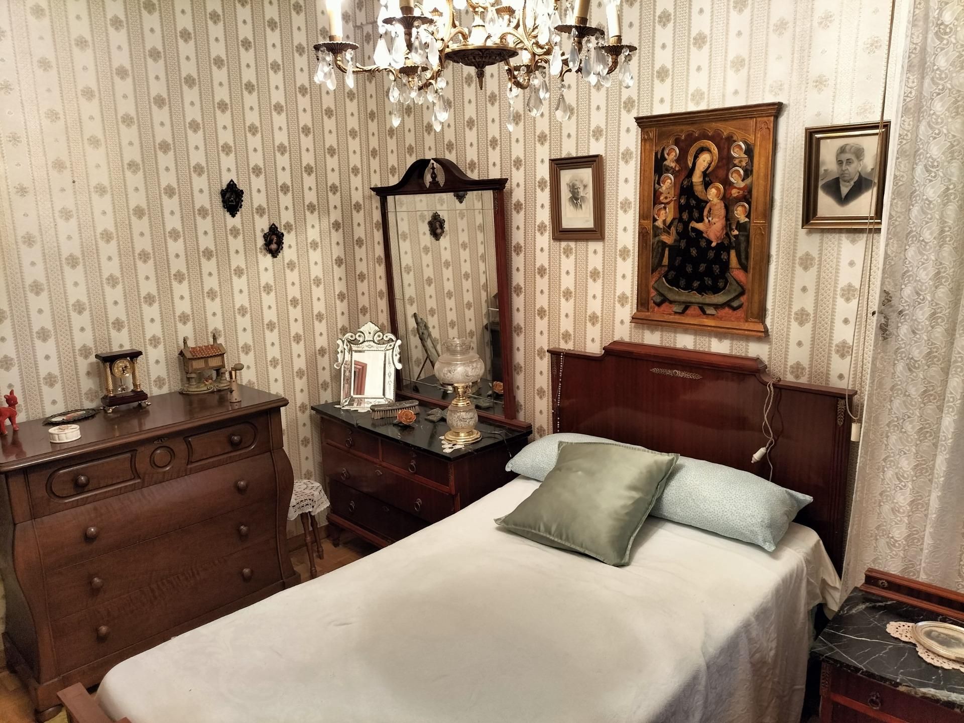 Bedroom of Flat for sale in Palencia Capital  with Heating, Parquet flooring and Terrace