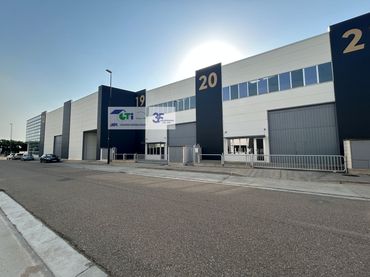 Nau industrial en venda a PARQUE EMPRESARIAL MIRAFLORES