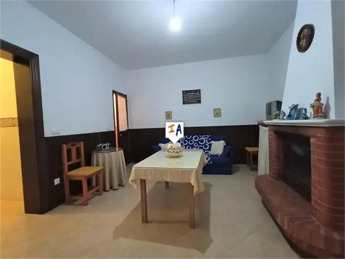Sala de estar de Casa adosada en venta en Casariche con Terraza, Trastero y Alarma