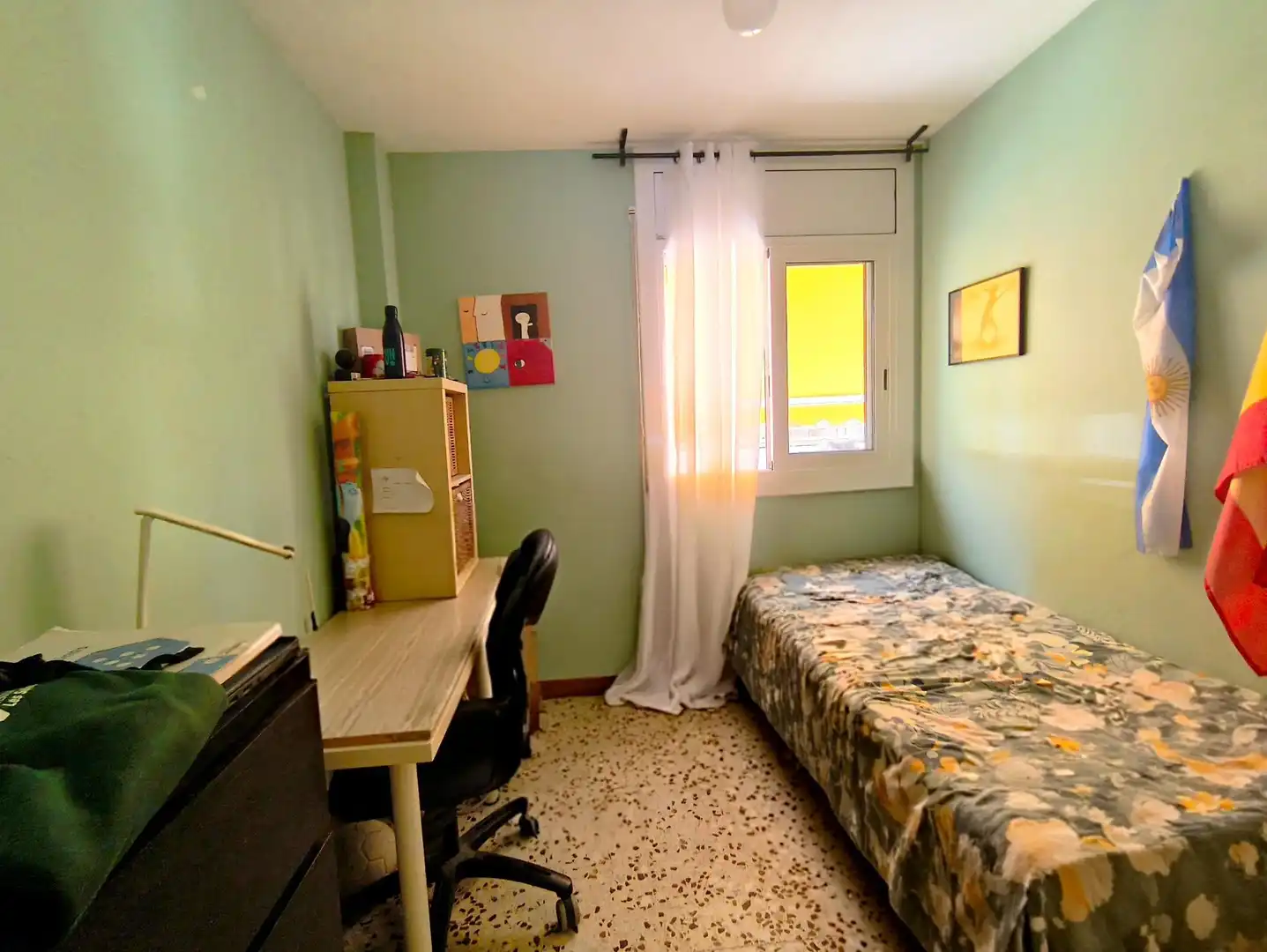 Habitación de Piso en venta en Castelldefels con Terraza, Balcón y Piscina comunitaria