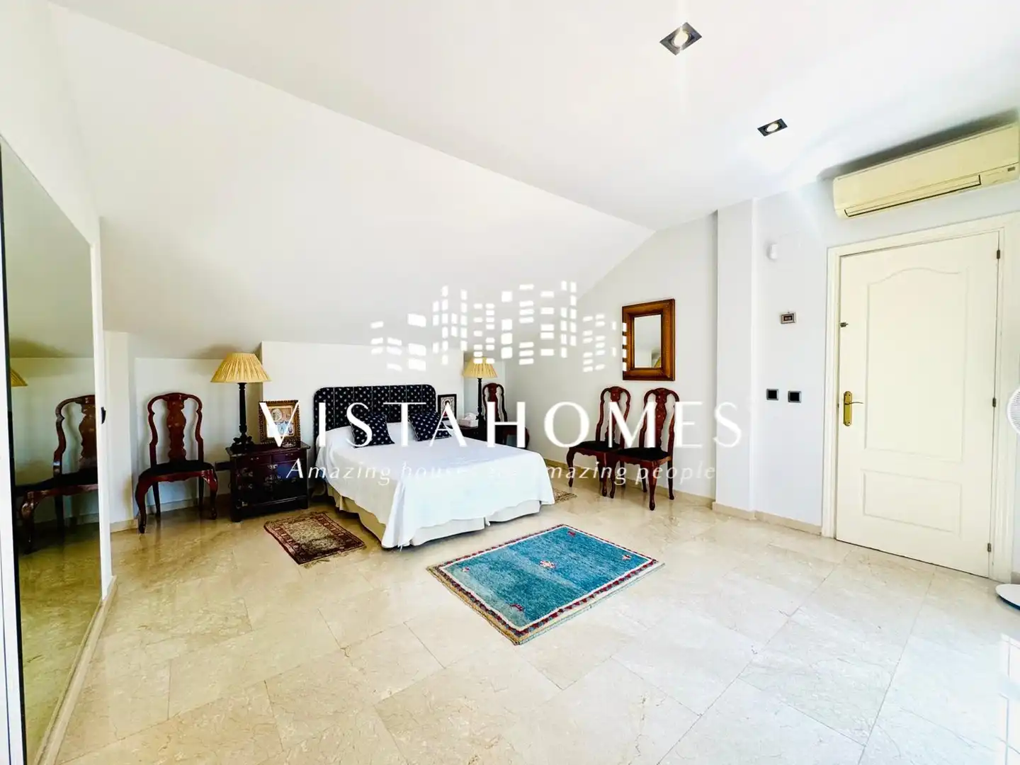 Bedroom of Houses for sale in Ciudalcampo  with Air Conditioner, Heating and Private garden