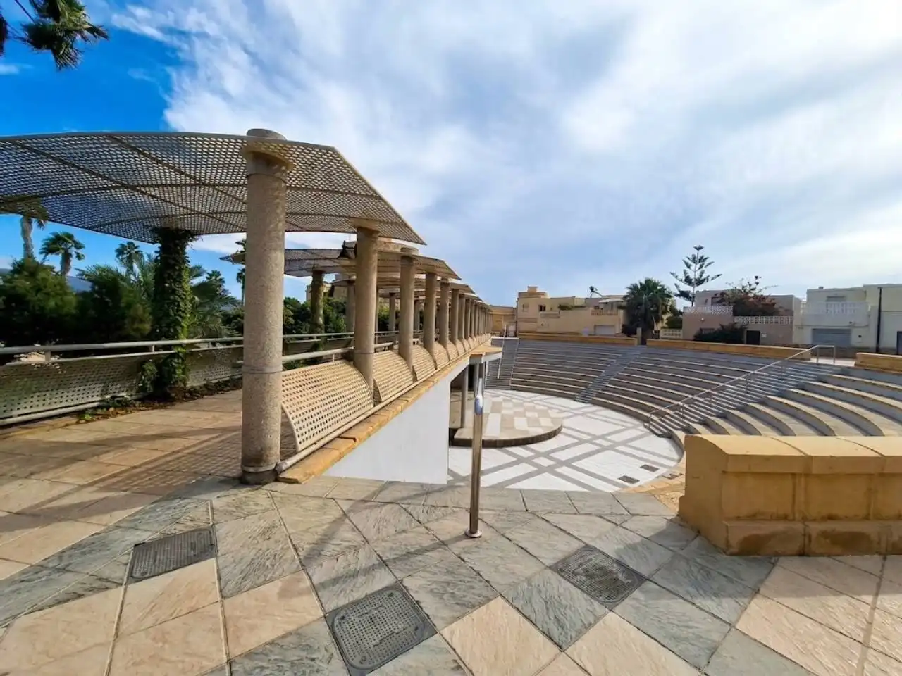 Appartamento con piscina in vendita a Roquetas de Mar ciudad, imagen 9