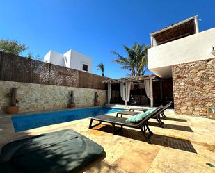 Piscina de Casa o xalet de lloguer en Níjar amb Aire condicionat, Calefacció i Jardí privat