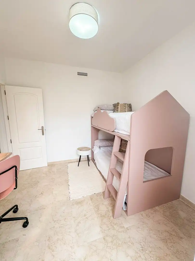 Habitación de Apartamento en venta en Manilva con Aire acondicionado, Calefacción y Terraza