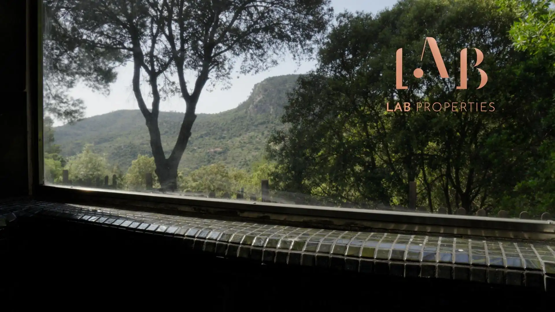 Vista exterior de Finca rústica en venda en Esporles amb Aire condicionat, Calefacció i Jardí privat