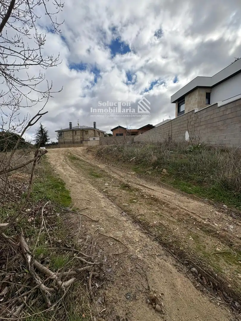Residential land for sale in Villamayor, imagen 10