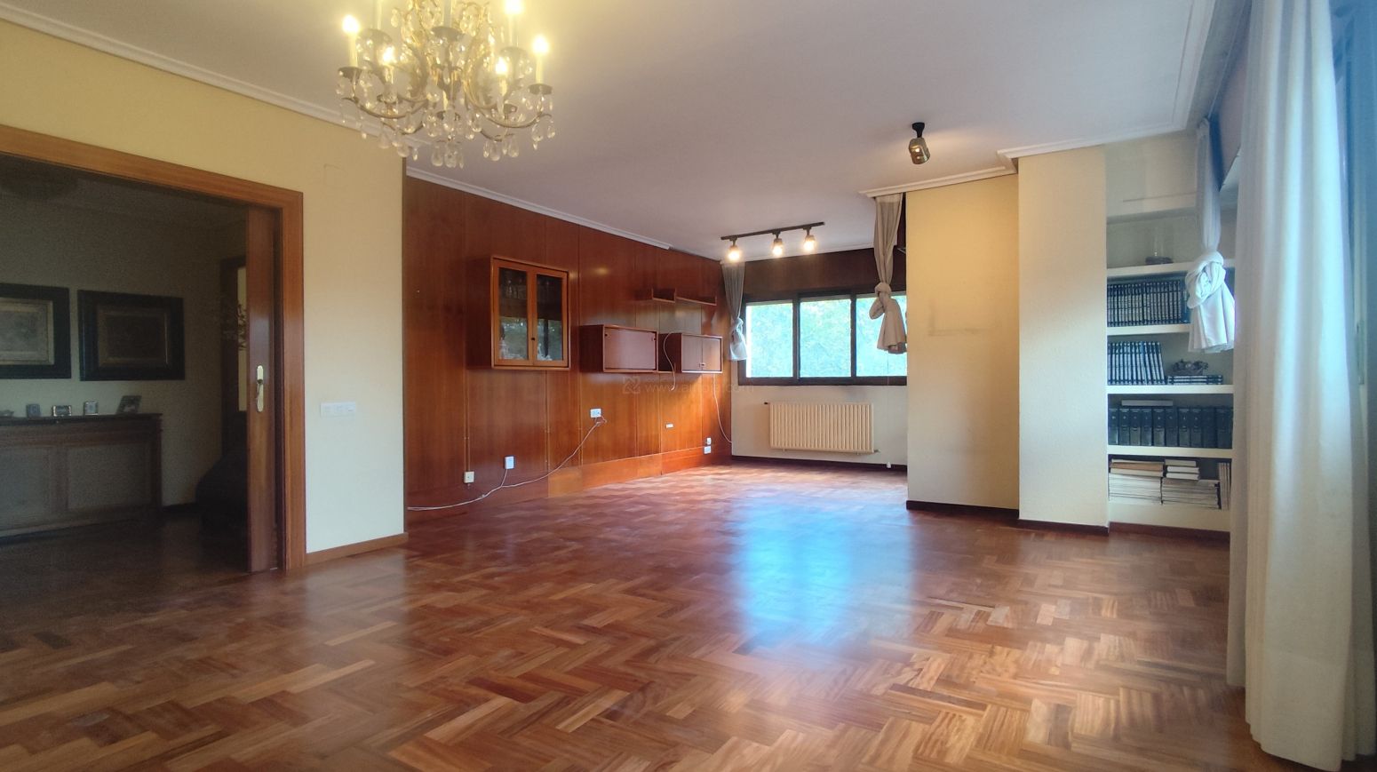 Living room of Flat for sale in  Logroño  with Heating, Parquet flooring and Terrace