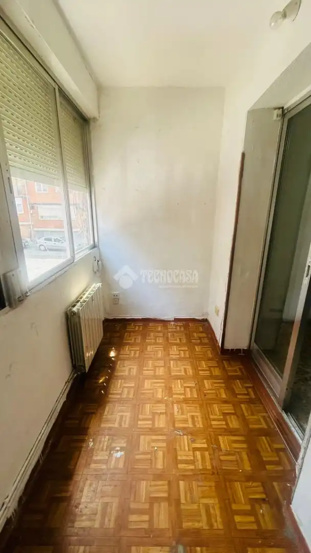 Habitación de Piso en venta en Madrid con Aire acondicionado, Terraza y Trastero