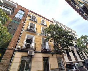 Exterior view of Flat for sale in  Madrid Capital  with Air Conditioner