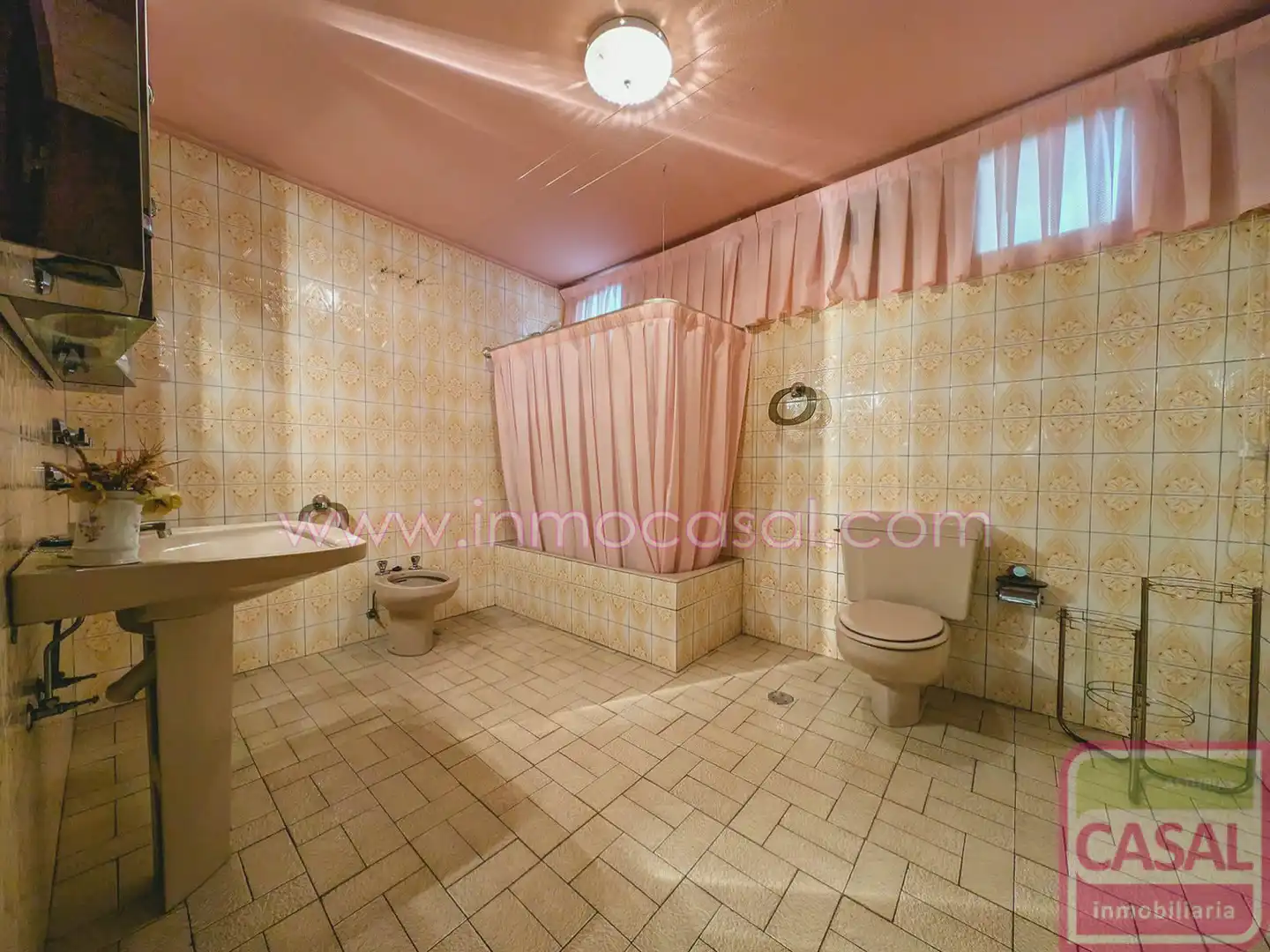 Bathroom of Flat for sale in Langreo  with Heating