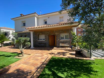 Vista exterior de Casa o xalet en venda en Montornès del Vallès amb Aire condicionat i Terrassa