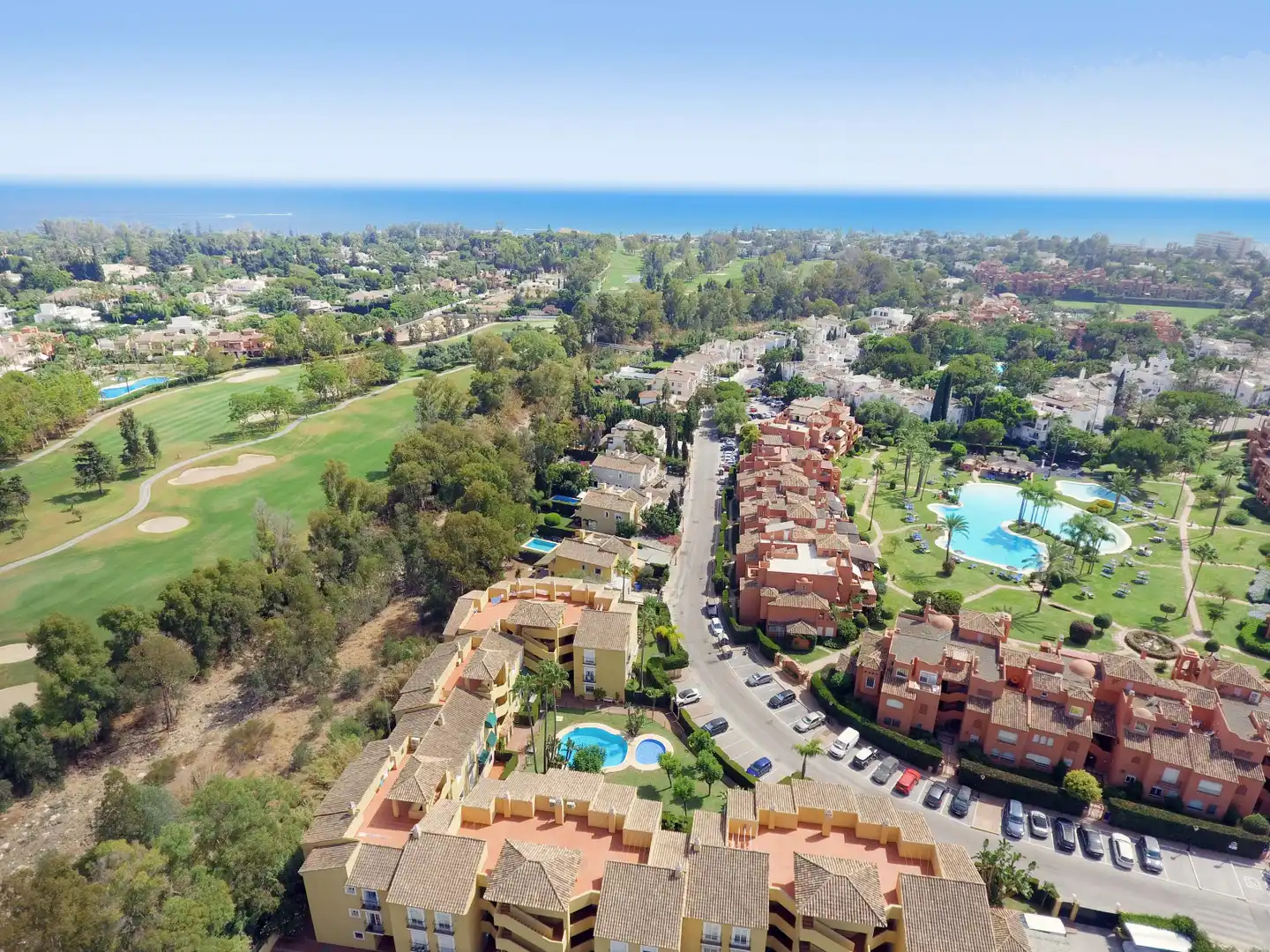 Vista exterior de Apartamento de alquiler en Estepona con Terraza, Amueblado y Horno