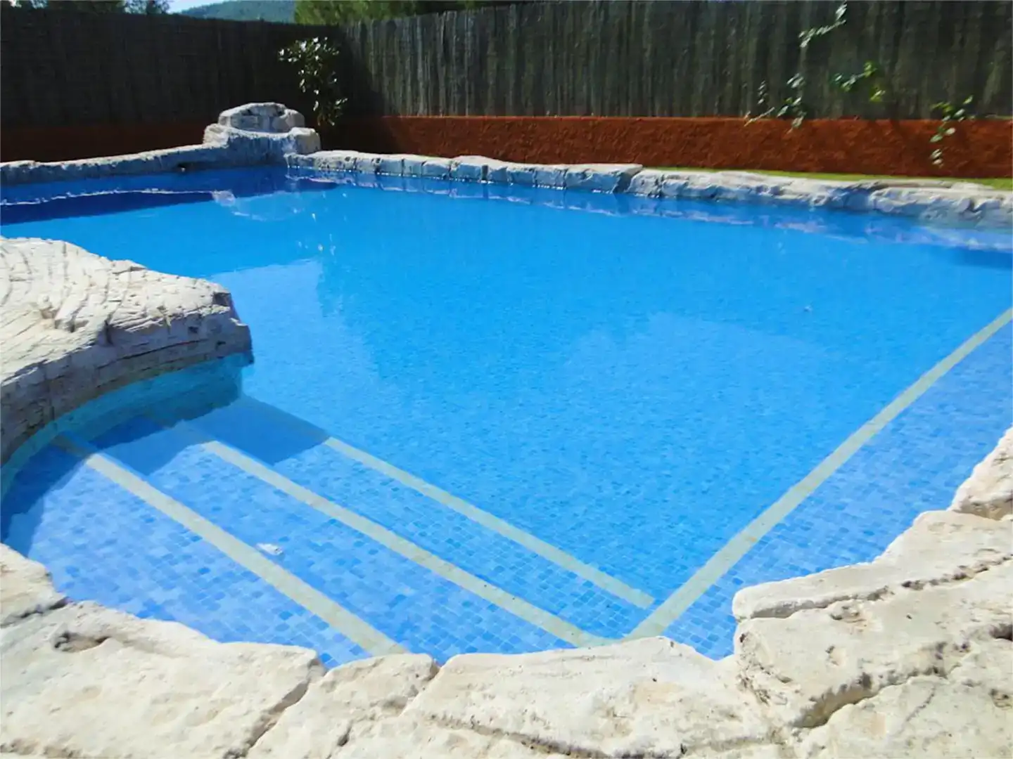 Piscina de Pis de lloguer en Olivella amb Aire condicionat, Jardí privat i Piscina