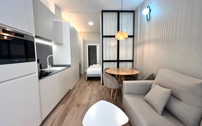 Sala d'estar de Planta baixa en venda en  Valencia Capital amb Aire condicionat, Moblat i Forn