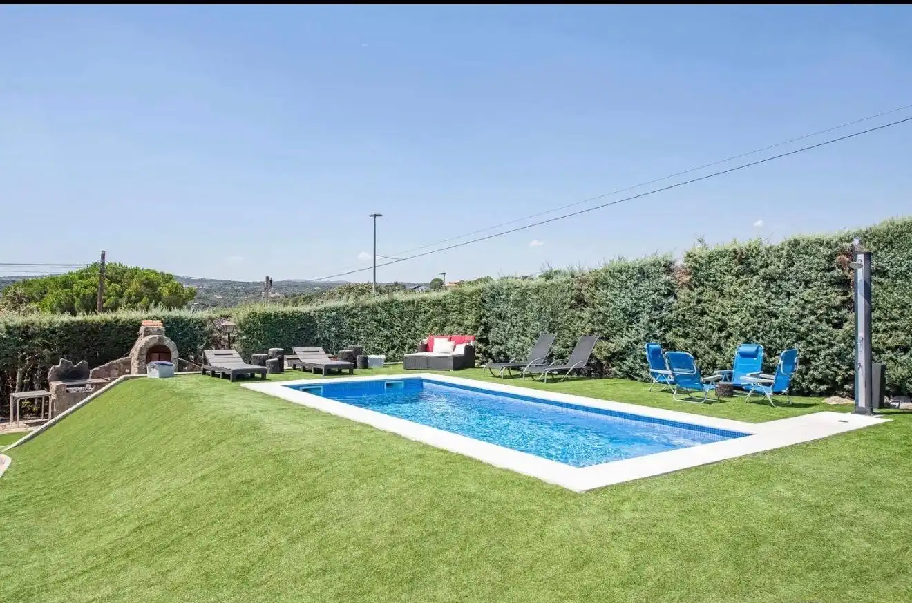Swimming pool of Houses for sale in Valdemorillo  with Air Conditioner, Heating and Private garden