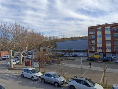 Vista exterior de Pis en venda en Flaçà amb Calefacció i Balcó