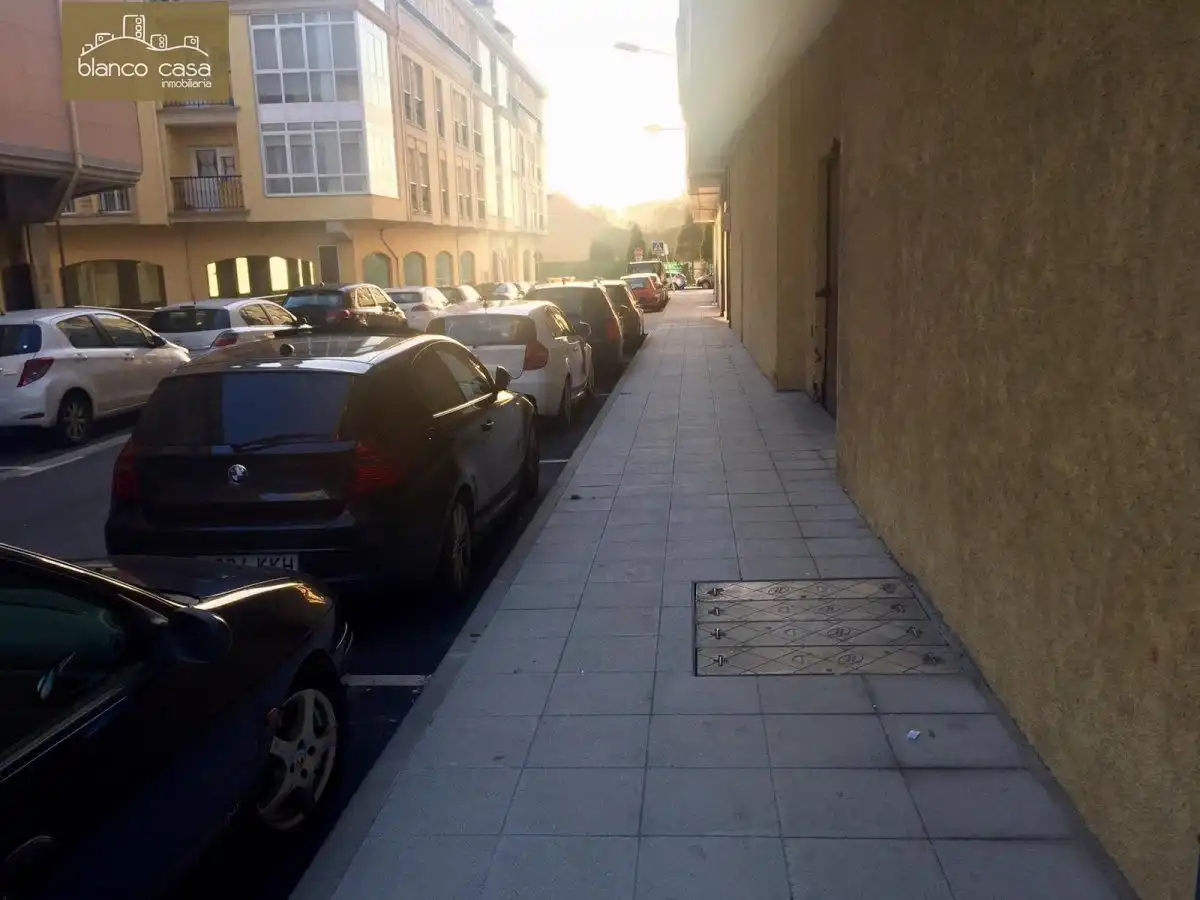 Local comercial en alquiler en A Laracha, imagen 3