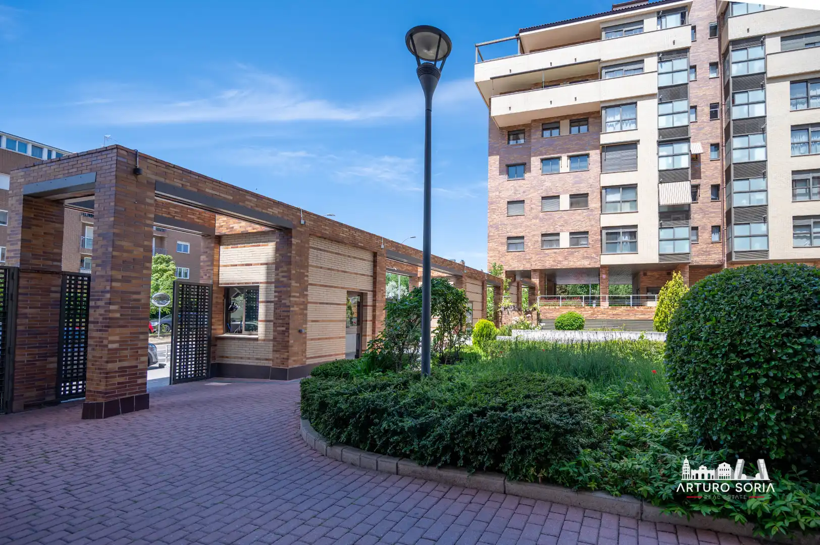 Vista exterior de Piso en venta en Rivas-Vaciamadrid con Aire acondicionado, Calefacción y Trastero