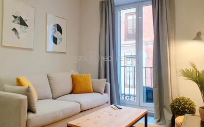 Living room of Study to rent in  Madrid Capital  with Air Conditioner, Heating and Furnished