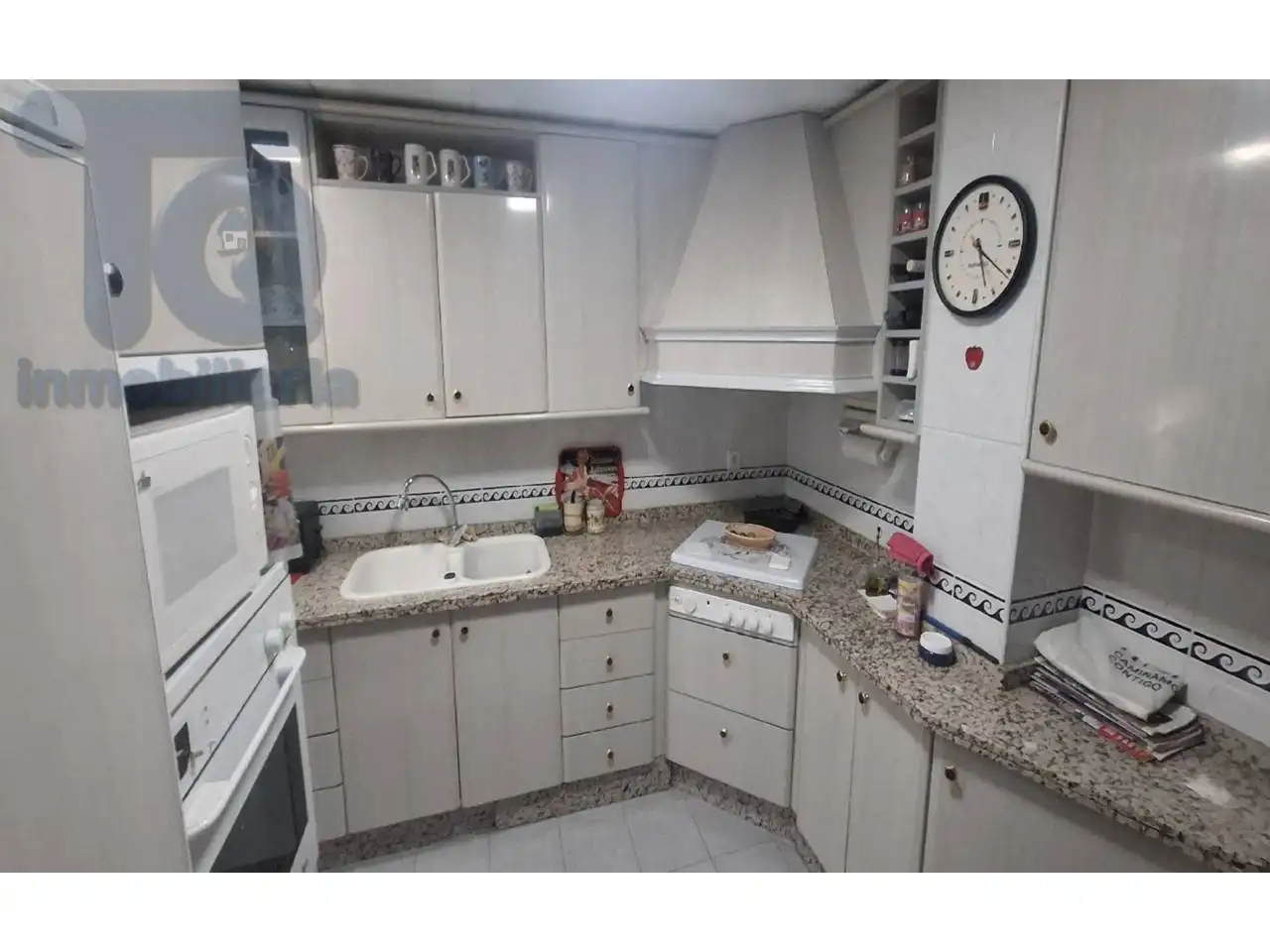 Kitchen of Flat for sale in Armilla  with Air Conditioner, Heating and Furnished