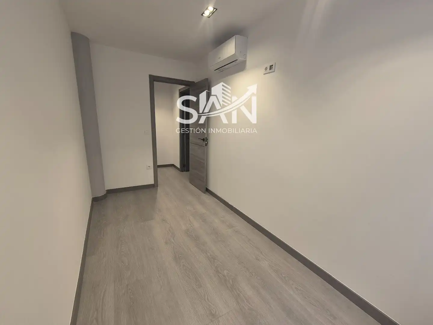 Duplex with lift for sale in Torrero-La Paz, imagen 12