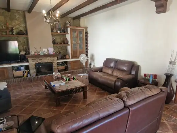 Sala d'estar de Casa o xalet en venda en Alhaurín El Grande amb Aire condicionat, Jardí privat i Terrassa