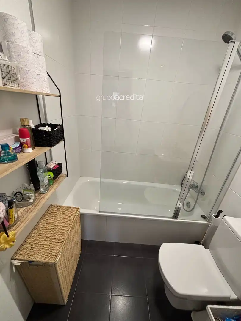 Bathroom of Flat for sale in Ames  with Heating, Parquet flooring and Terrace