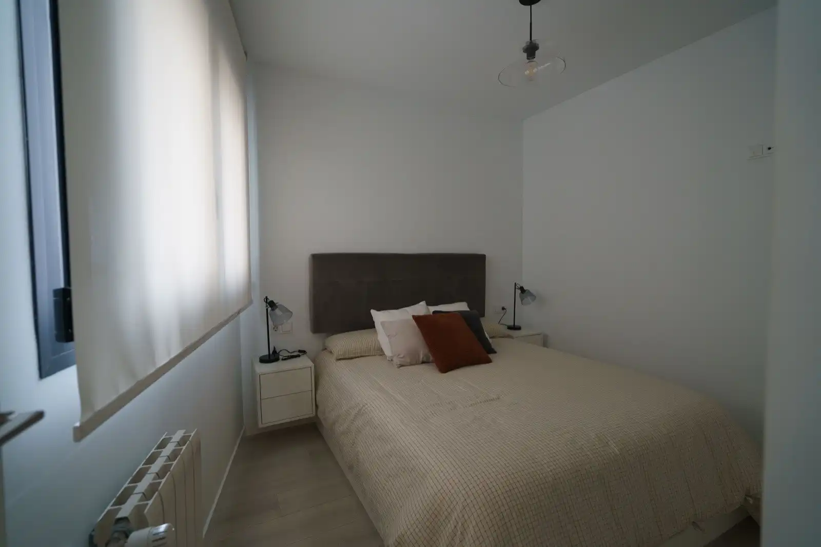 Dormitori de Apartament de lloguer en El Campello amb Aire condicionat, Calefacció i Terrassa