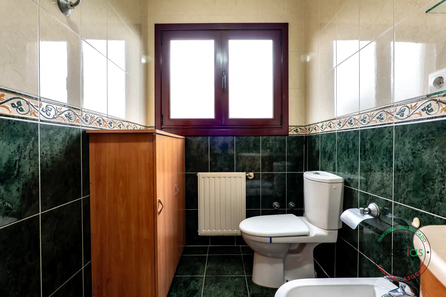 Bathroom of Detached homes for sale in Gijón   with Heating, Private garden and Parquet flooring