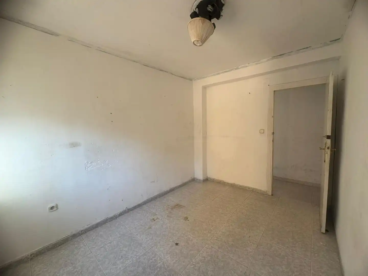 Wohnung zum Verkauf in Málaga mit Heizung, Terrasse und Balkon