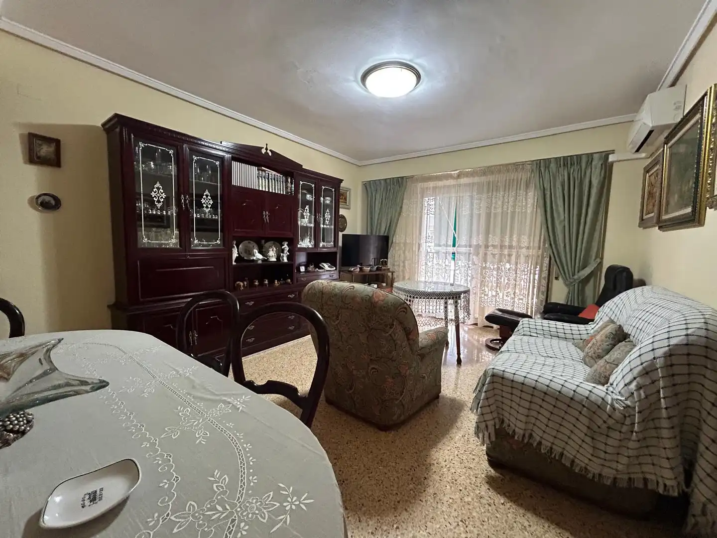 Sala de estar de Piso en venta en Benetússer con Aire acondicionado, Calefacción y Trastero