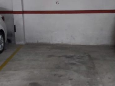 Einzelparkplatz zum Verkauf in Carrer Berga 68