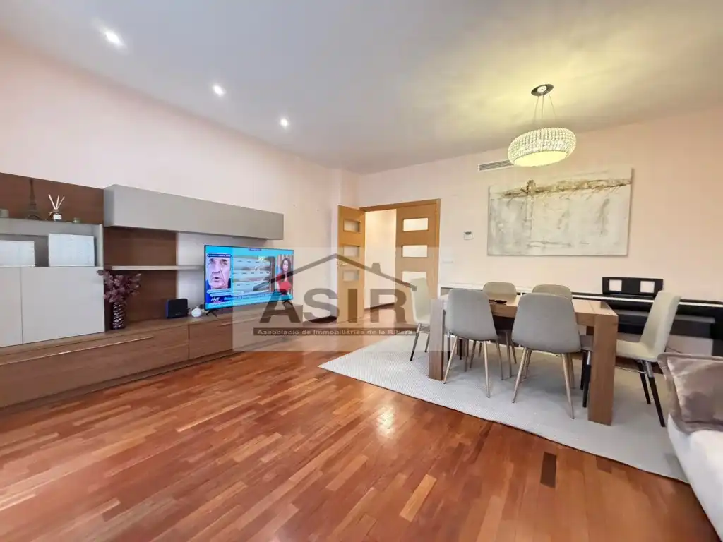 Sala d'estar de Pis en venda en Alzira amb Aire condicionat i Terrassa