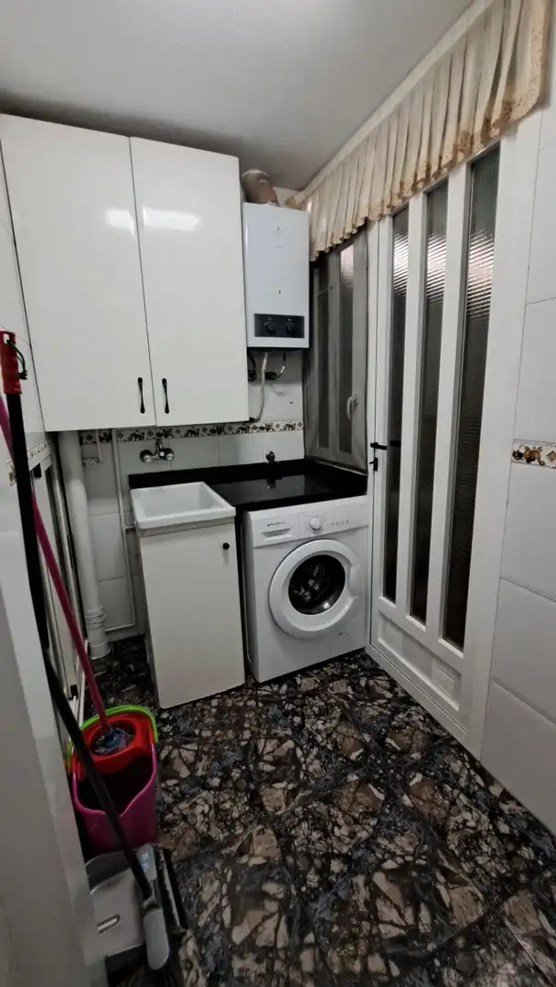 Küche von Wohnung zur Miete in Murcia mit Heizung, Abstellraum und Möbliert
