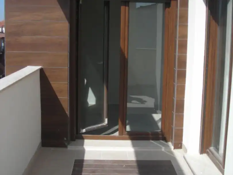 Flat for rent in Belicena