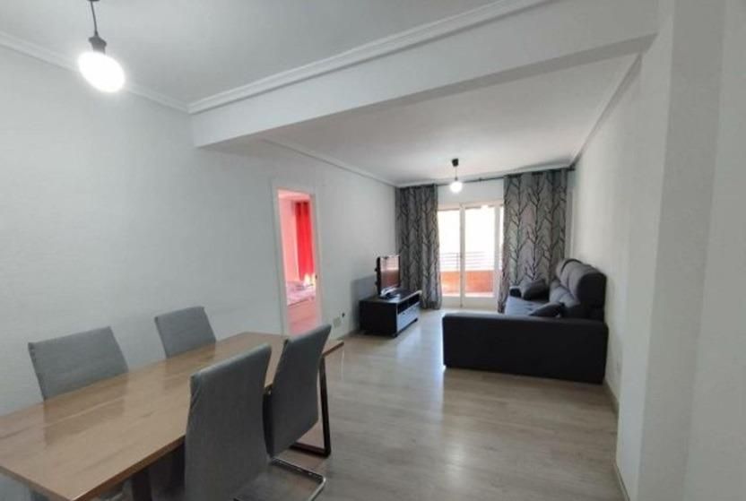 Bedroom of Flat to rent in  Jaén Capital  with Air Conditioner, Private garden and Parquet flooring