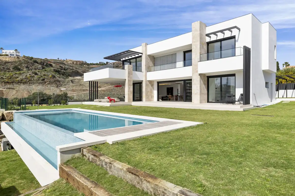 Villa con piscina in vendita a La Alquería