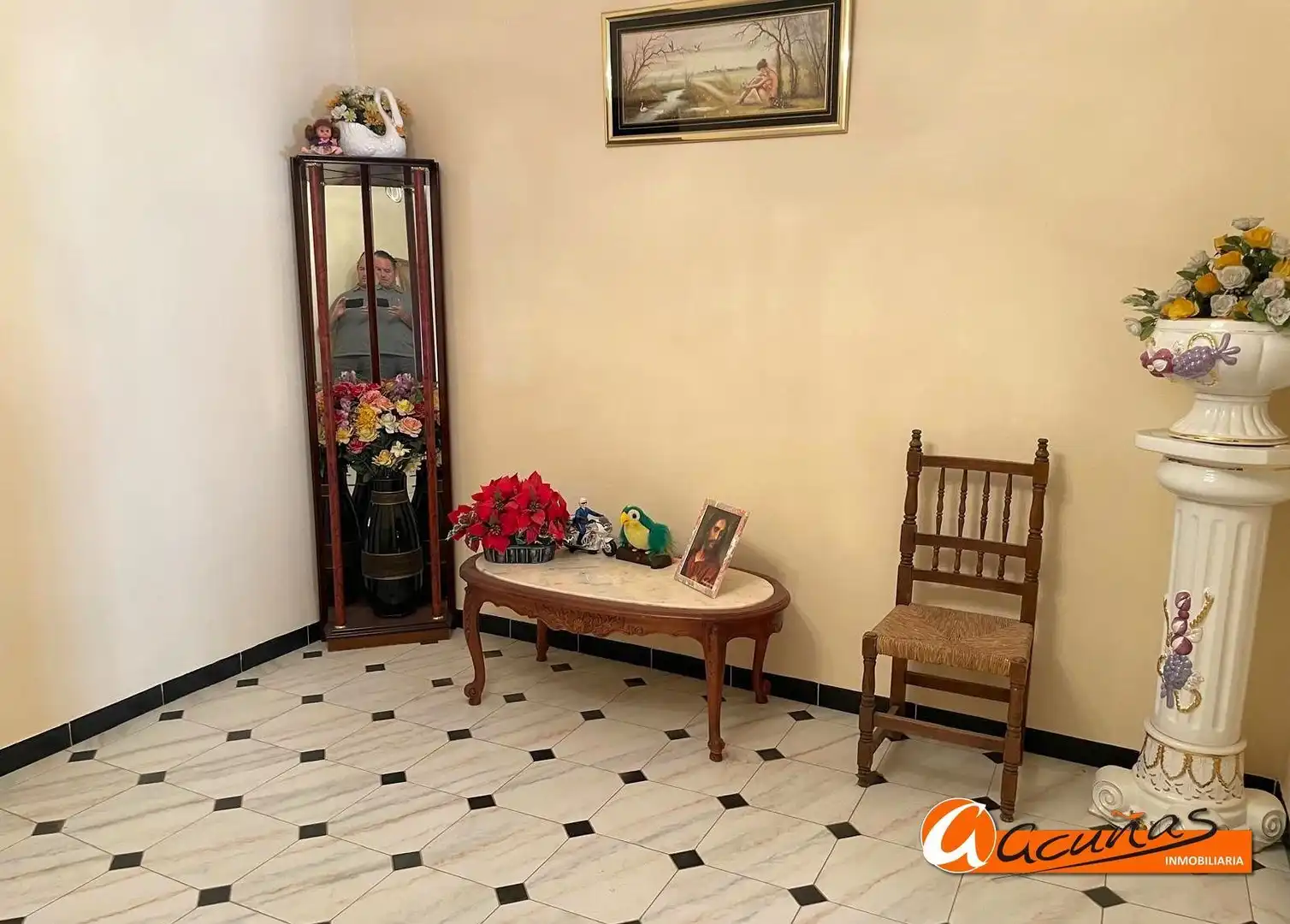 Sala de estar de Casa adosada en venta en Alameda con Trastero