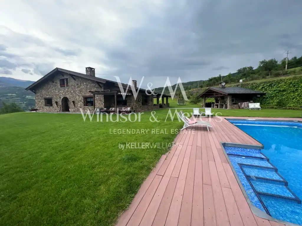 Casa o xalet en venda en Alàs I Cerc amb Jardí privat i Piscina